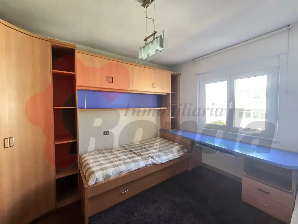 Dormitori de Apartament en venda en Lugo