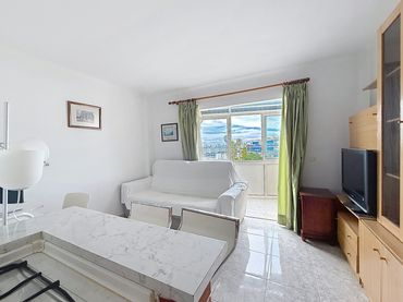 Apartament amb piscina en venda a Avenida la Riviera