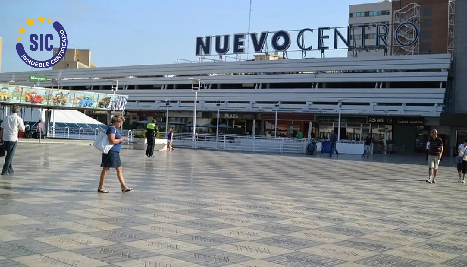 Vista exterior de Pis en venda en Valencia amb Aire condicionat, Calefacció i Jardí privat