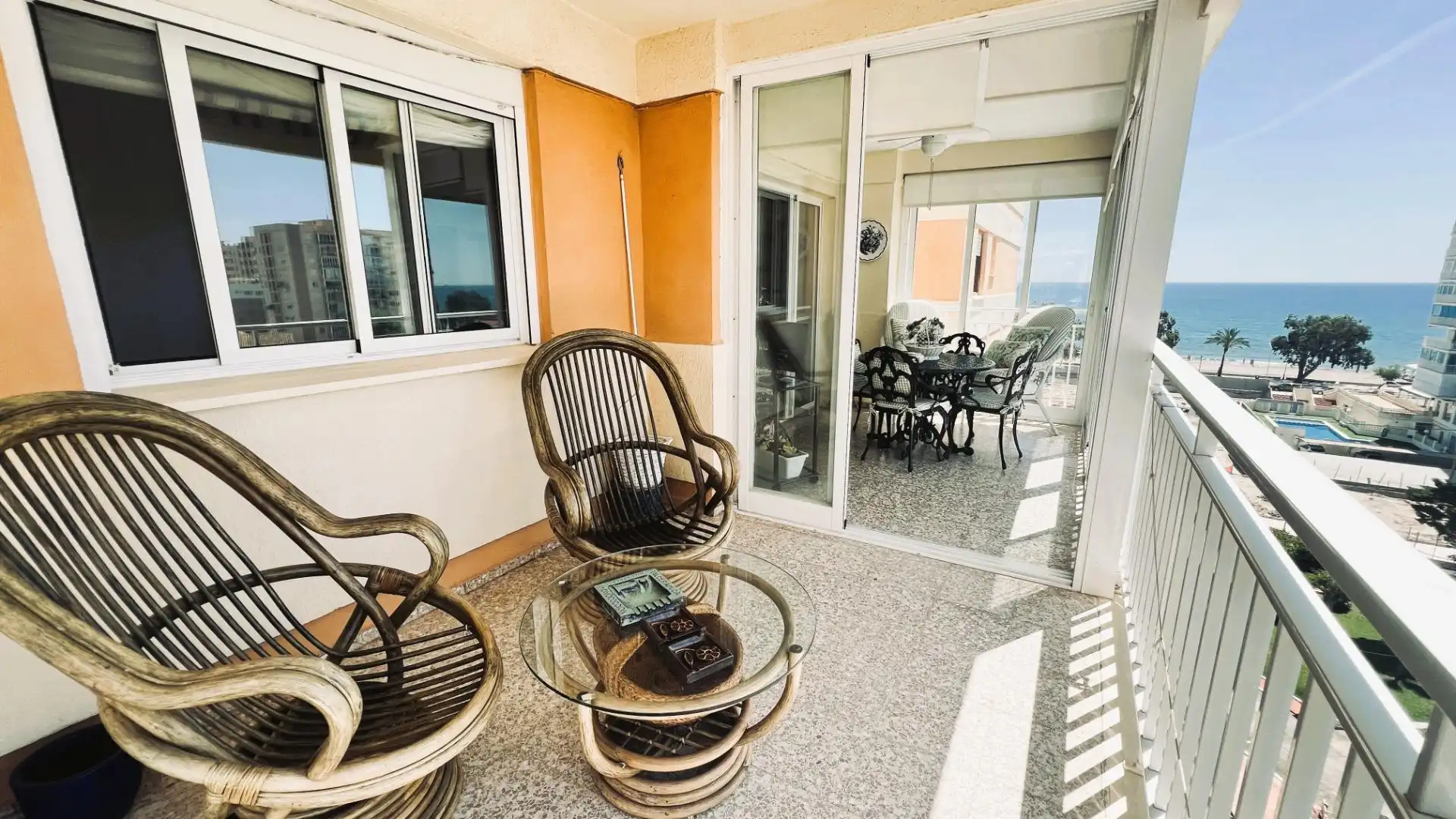Terrasse von Wohnungen zum Verkauf in Benicasim / Benicàssim mit Privatgarten, Terrasse und Abstellraum
