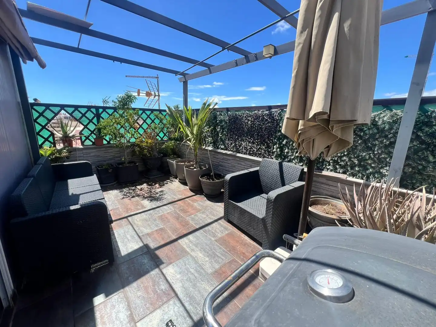 Terrasse von Einfamilien-Reihenhaus zum Verkauf in San Bartolomé de Tirajana mit Klimaanlage, Terrasse und Abstellraum