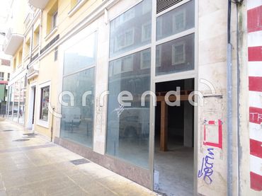 Local comercial de lloguer a Lasaga Larreta