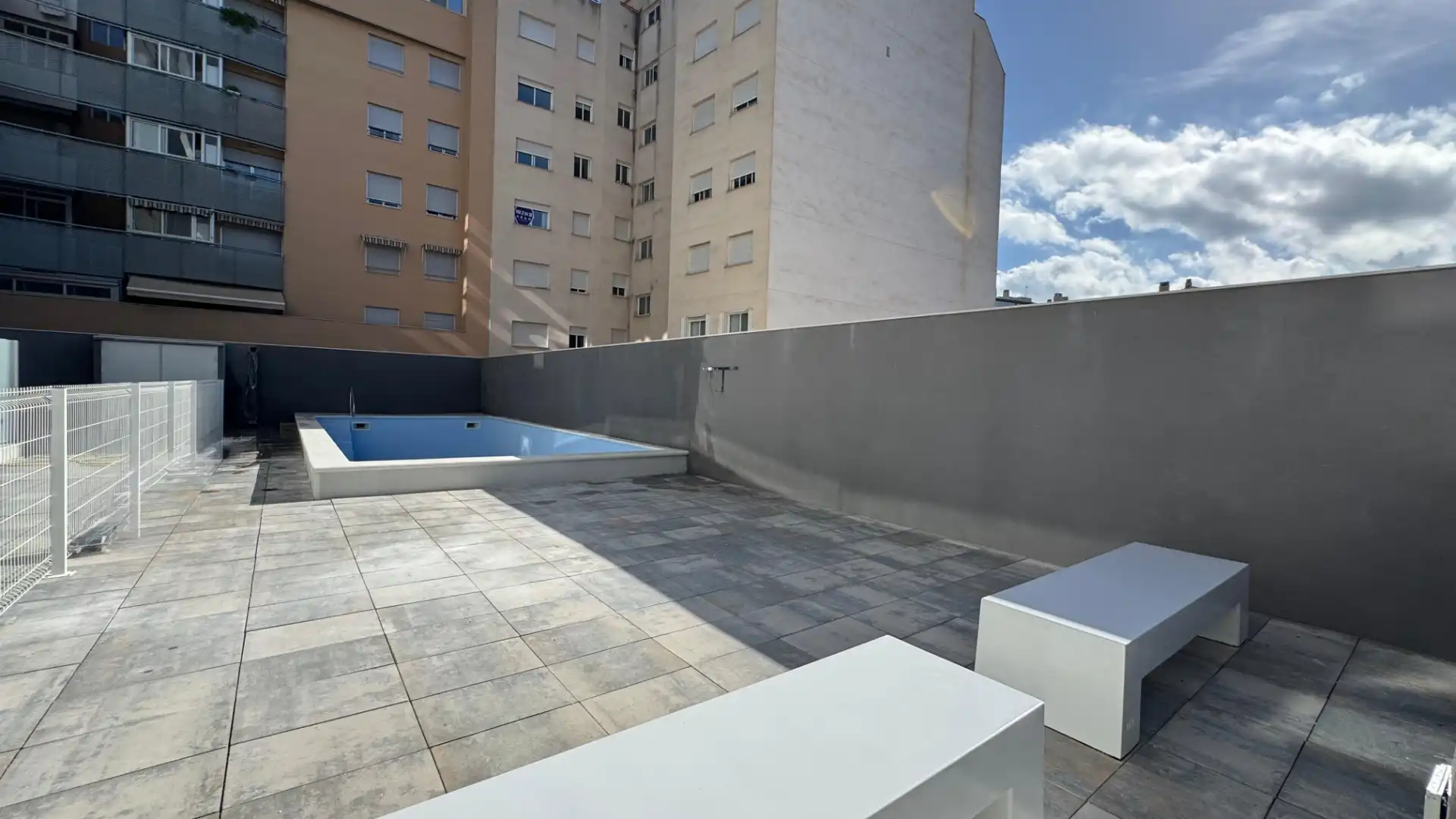 Piscina de Àtic en venda en Murcia amb Aire condicionat, Calefacció i Jardí privat