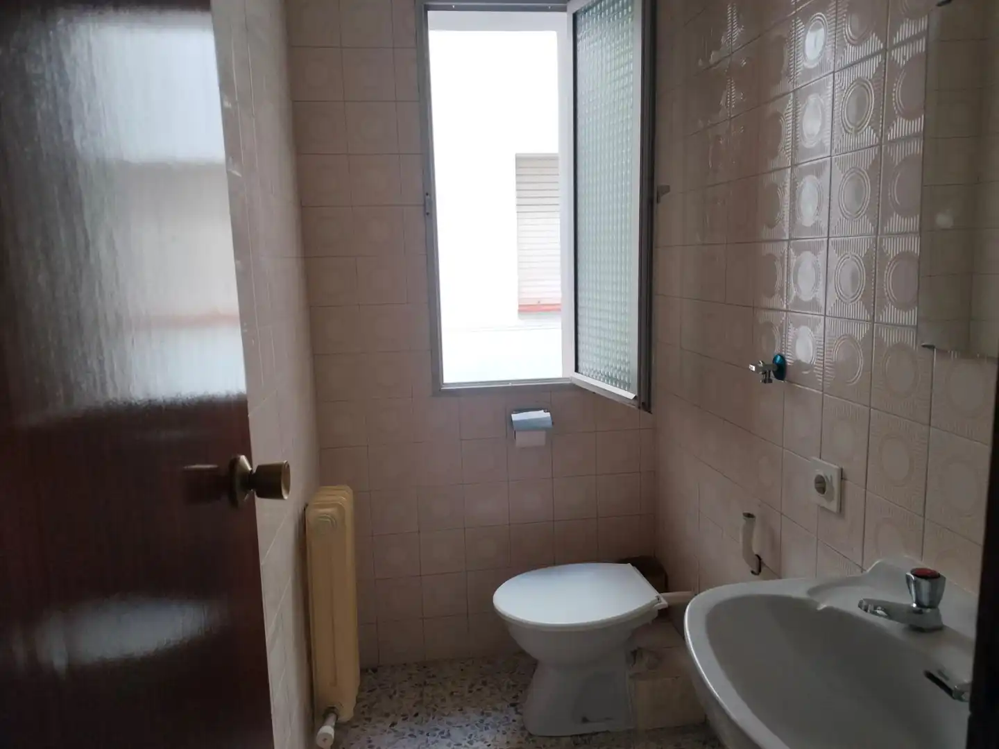 Bany de Casa o xalet en venda en Calzada de Calatrava amb Calefacció i Moblat