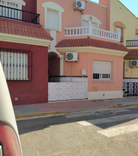 Foto 2 de Dúplex en venda a C/ Granja, Costacabana - Loma Cabrera,  Almería Capital