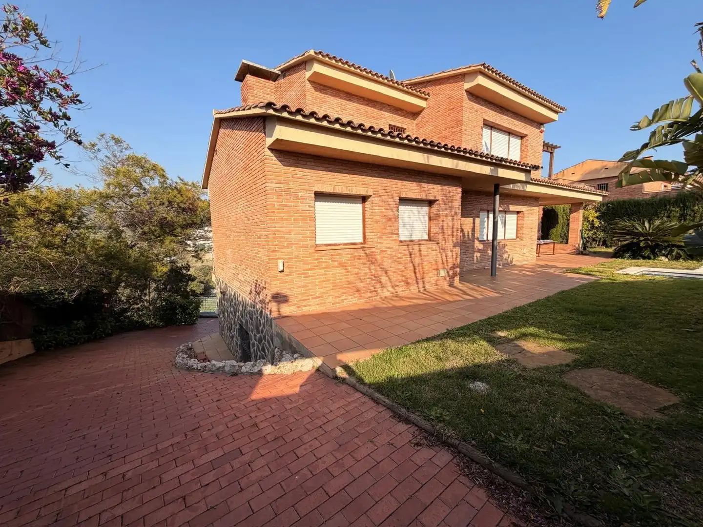 Vista exterior de Casa o xalet en venda en Sant Pol de Mar amb Aire condicionat, Calefacció i Jardí privat