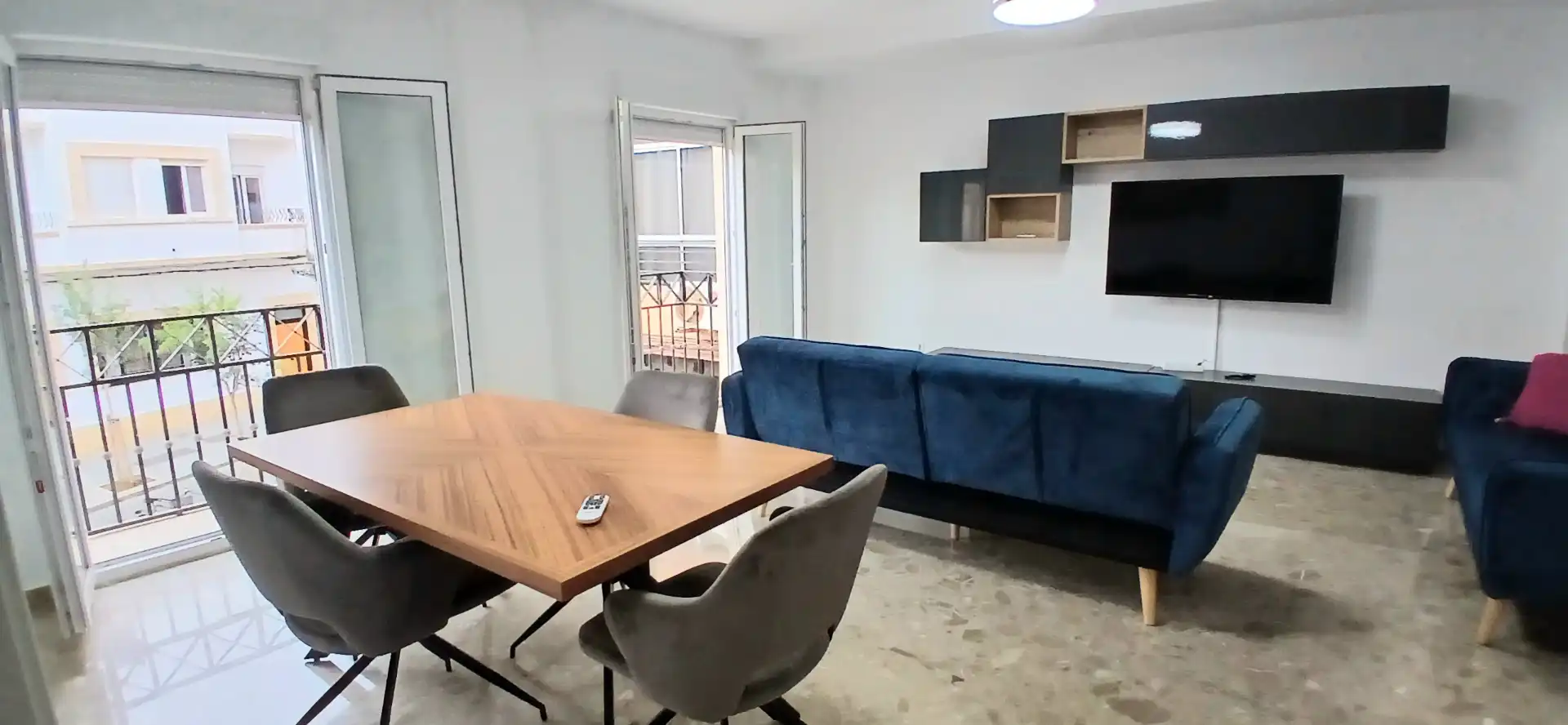 Wohnzimmer von Wohnung zur untervermieten in Almería mit Klimaanlage, Möbliert und Ofen