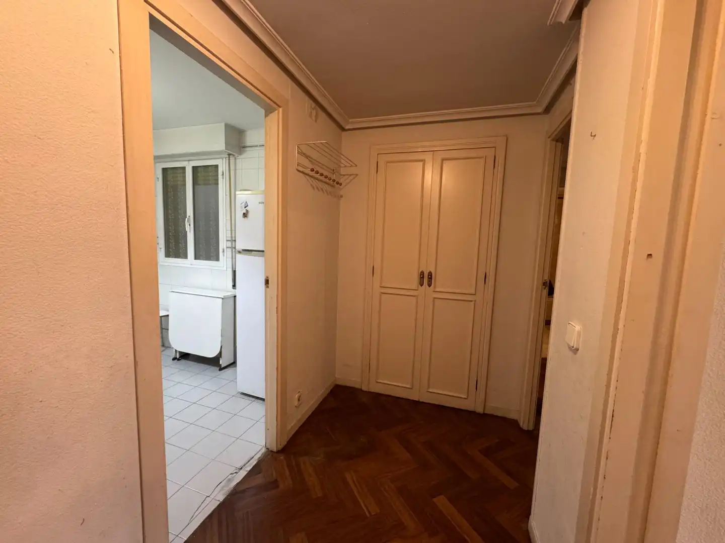 Bedroom of Flat for sale in Madrid  with Air Conditioner, Private garden and Parquet flooring