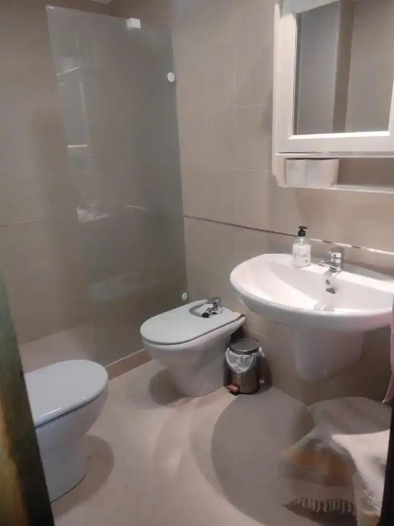 Bany de Pis de lloguer en Centro