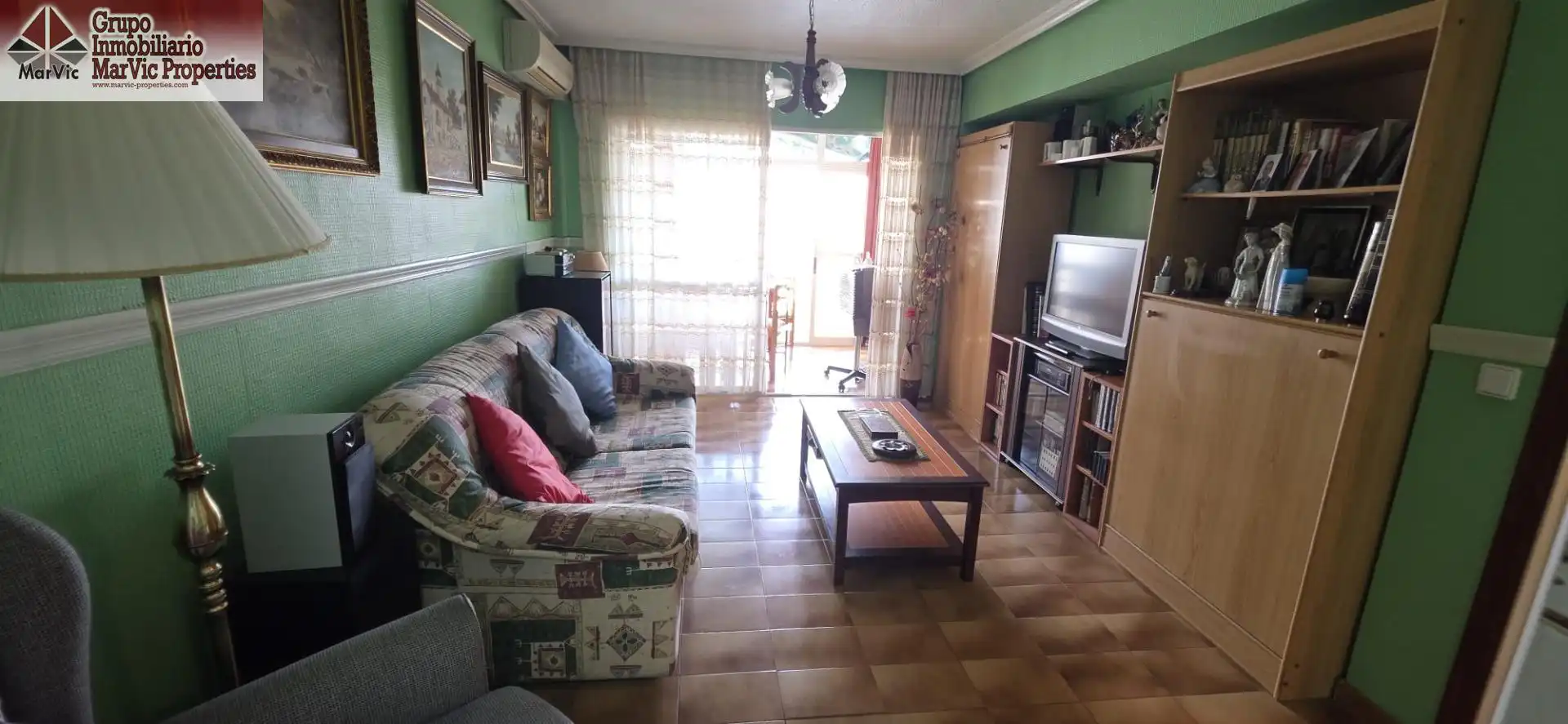 Sala de estar de Apartamento en venta en Benidorm con Aire acondicionado, Jardín privado y Amueblado