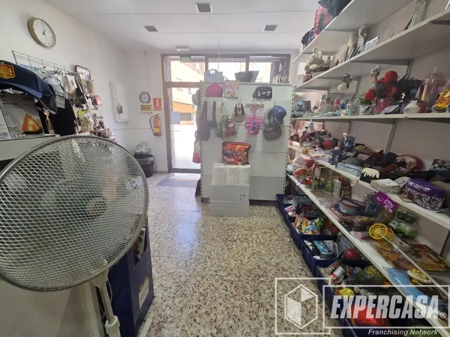 Local comercial en traspàs a Casc Urbà, imagen 21
