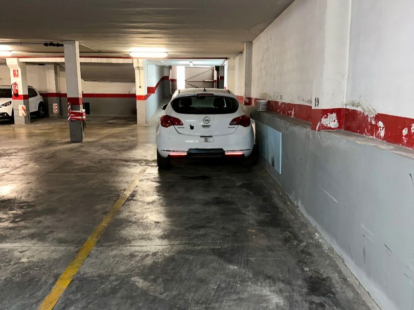 Parkplatz von Garage miete in Dénia