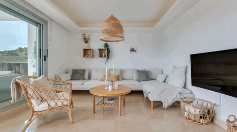 Foto 4 de Planta baja en venta en Los Arqueros - Puerto del Almendro, Benahavís