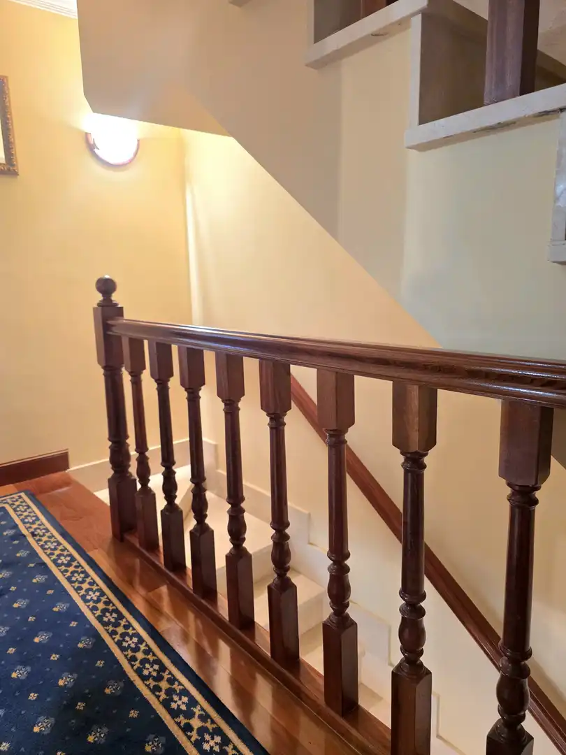 Einfamilien-Reihenhaus zum Verkauf in Castro-Urdiales mit Heizung, Privatgarten und Parkett