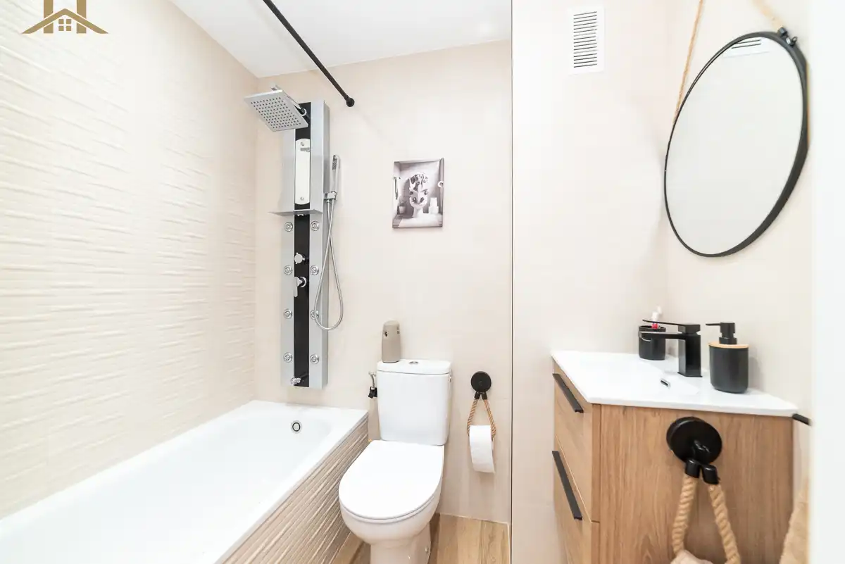 Baño de Piso en venta en Móstoles con Aire acondicionado, Calefacción y Terraza