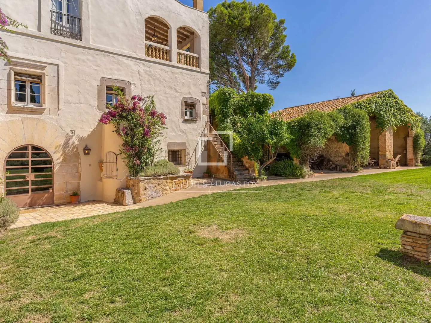 Jardín de Finca rústica en venta en Garrigàs con Aire acondicionado, Calefacción y Jardín privado