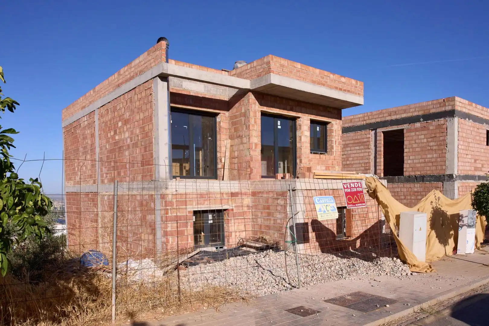 Casa pareada con piscina en venta en Huétor Vega