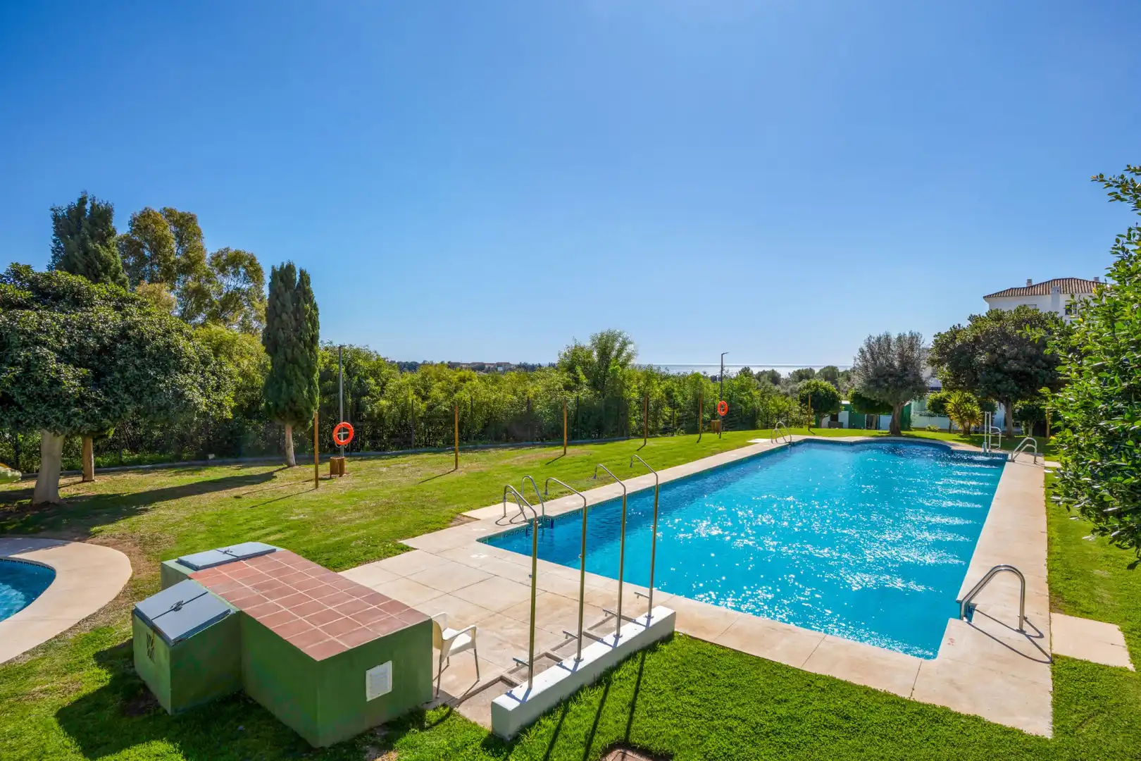 Piscina de Apartamento en venta en Marbella con Aire acondicionado, Terraza y Trastero