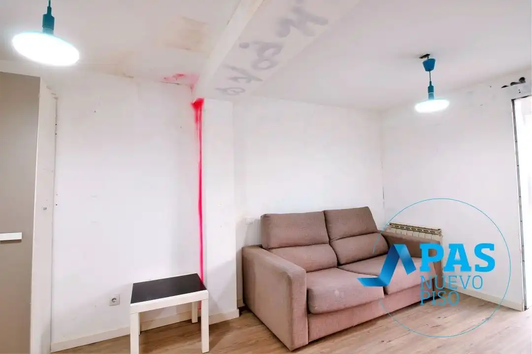 Sala de estar de Casa o chalet en venta en El Astillero   con Calefacción, Jardín privado y Trastero