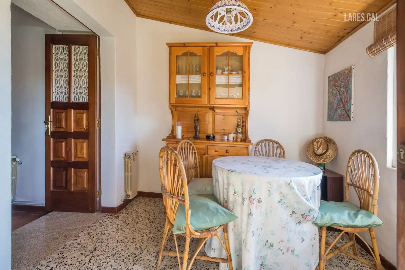 Comedor de Edificio en venta en Cangas 