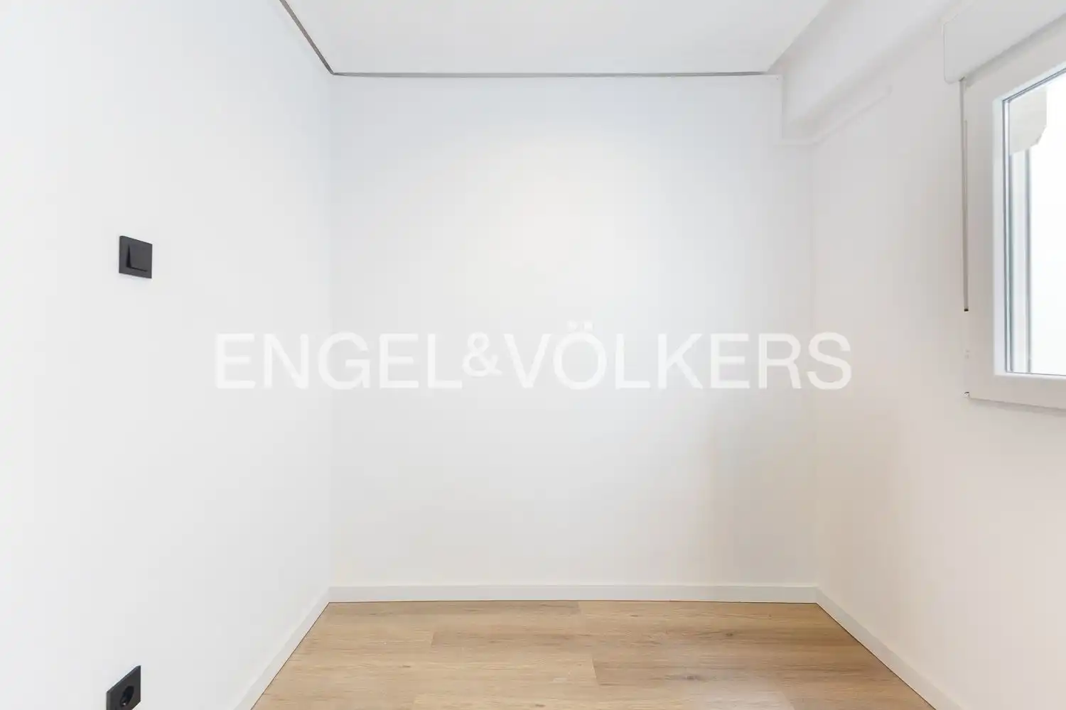 Wohnung zur Miete in Valencia mit Klimaanlage, Heizung und Möbliert