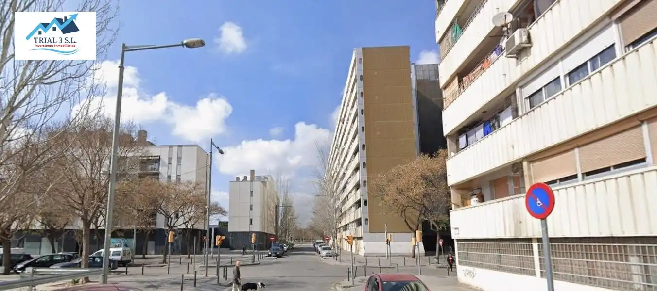 Vista exterior de Pis en venda en Sant Adrià de Besòs