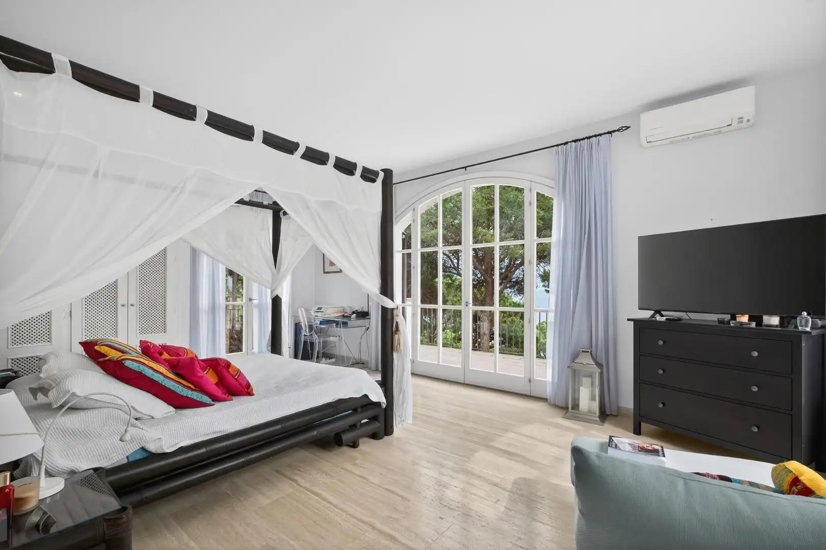 Habitación de Casa o chalet en venta en Sant Feliu de Guíxols con Aire acondicionado, Jardín privado y Parquet