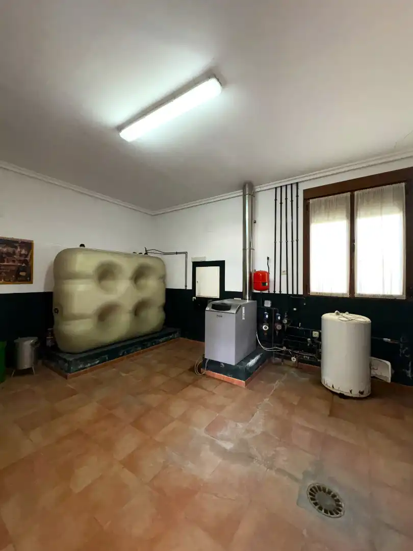 Nave industrial en venta en Cedillo del Condado con Alarma