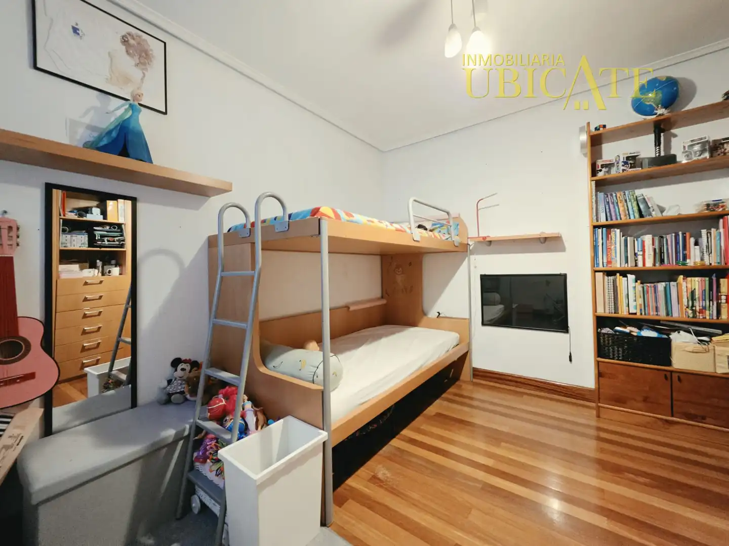 Habitación de Piso en venta en Castro-Urdiales con Calefacción, Parquet y Trastero
