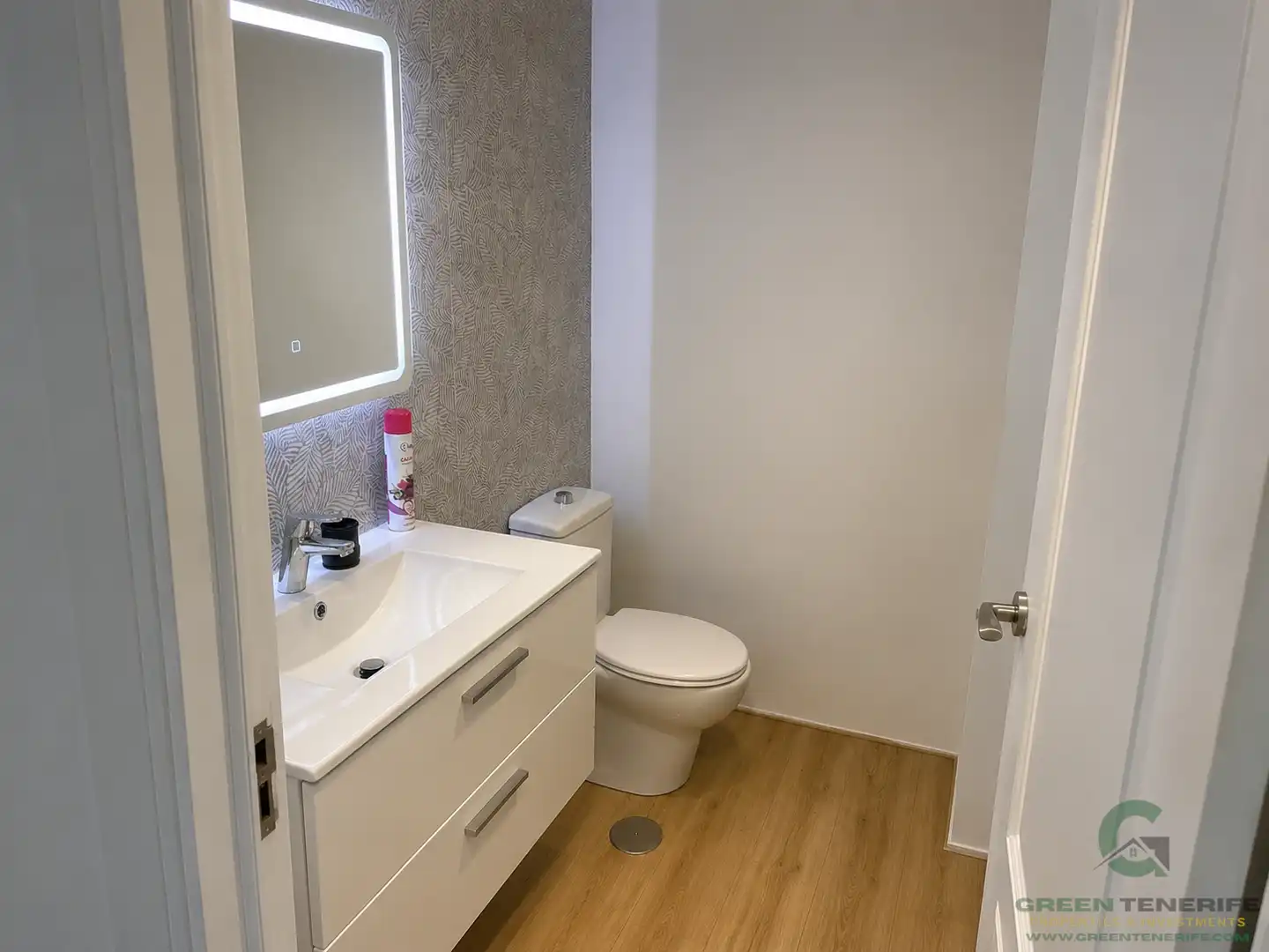 Bathroom of Flat for sale in Arona  with Storage room and Furnished