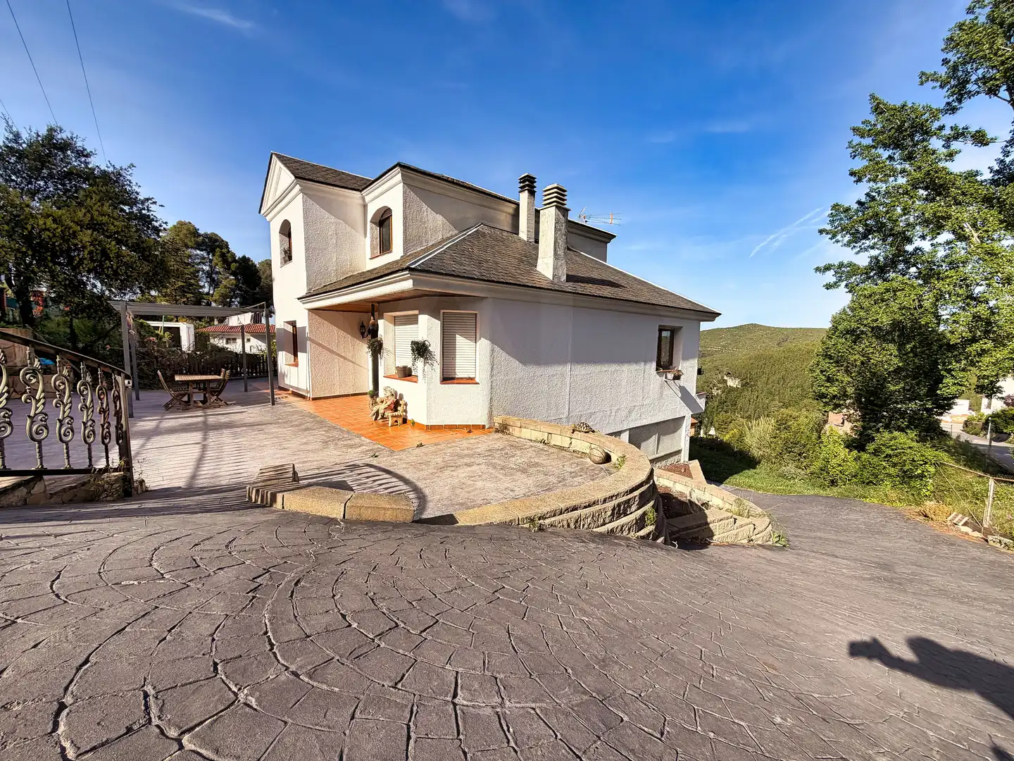 Vista exterior de Casa o chalet en venta en Vallirana con Calefacción y Terraza