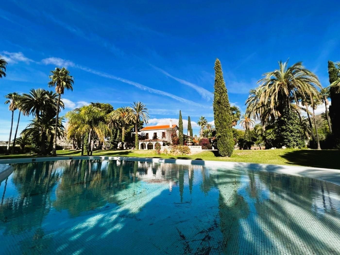 Jardí de Finca rústica en venda en Novelda amb Aire condicionat, Calefacció i Jardí privat