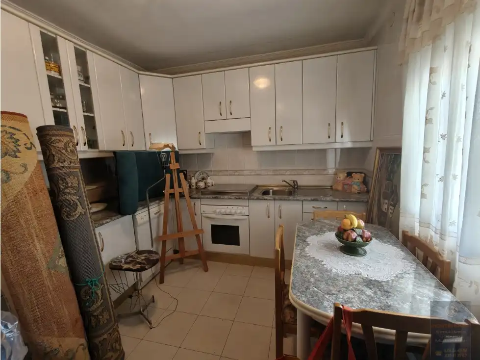 Kitchen of Houses for sale in Casarrubios del Monte  with Terrace and Furnished