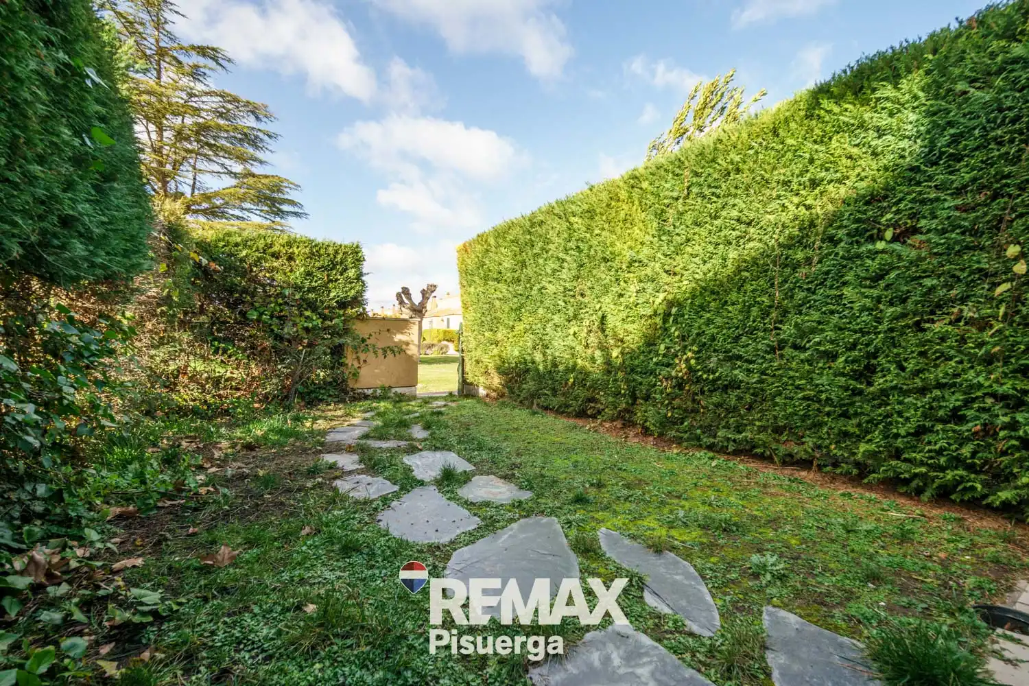 Jardín de Casa o chalet en venta en Simancas con Calefacción, Terraza y Trastero