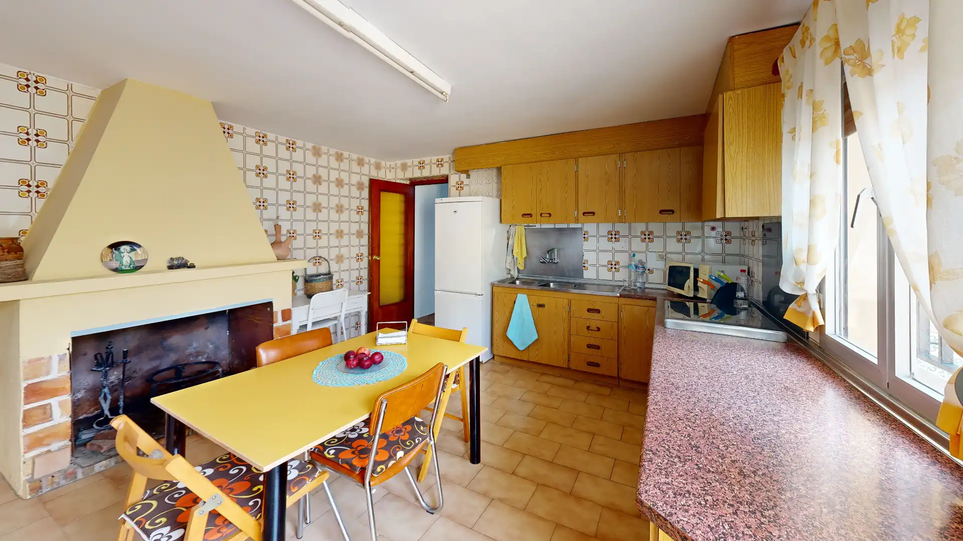 Cocina de Casa adosada en venta en Hellín con Jardín privado, Trastero y Amueblado