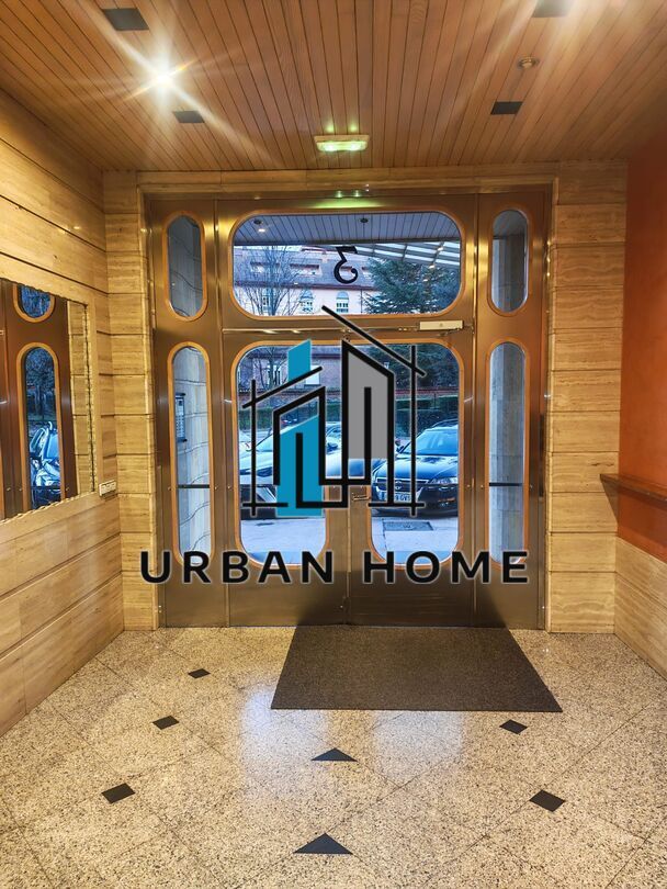 Office for rent in León Capital   with Air Conditioner and Heating