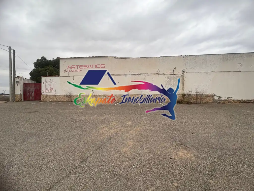 Industrial building for sale in Avenida Quintanar, imagen 3
