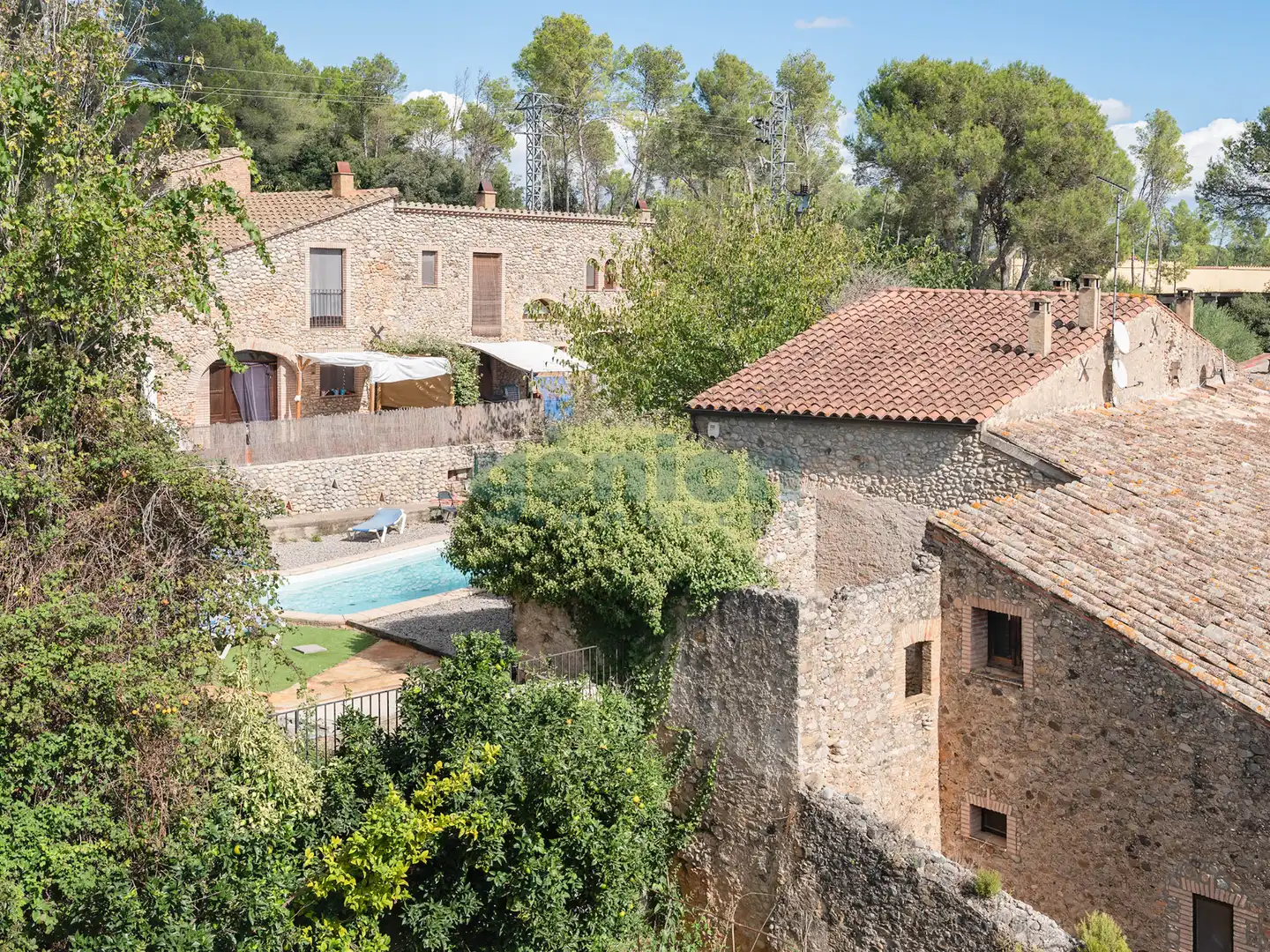 Vista exterior de Finca rústica en venta en Sant Miquel de Fluvià con Aire acondicionado, Calefacción y Jardín privado