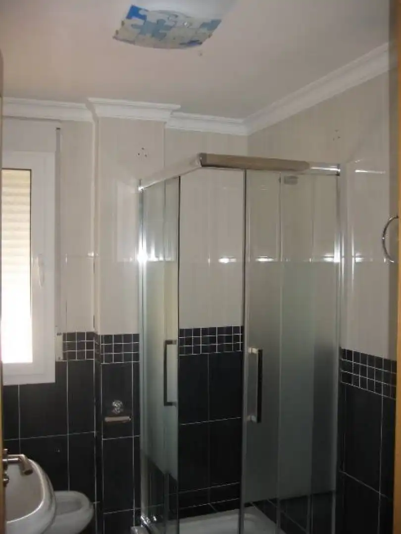 Baño de Piso en venta en Santiago-Pontones con Terraza, Amueblado y Balcón