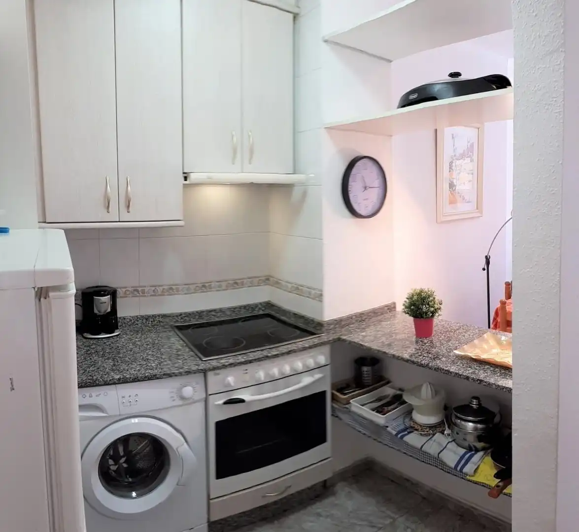 Cocina de Piso de alquiler en Arona con Amueblado y Balcón