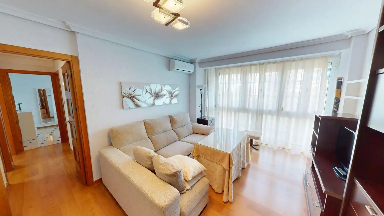 Wohnzimmer von Wohnung zur Miete in Sevilla mit Klimaanlage und Heizung