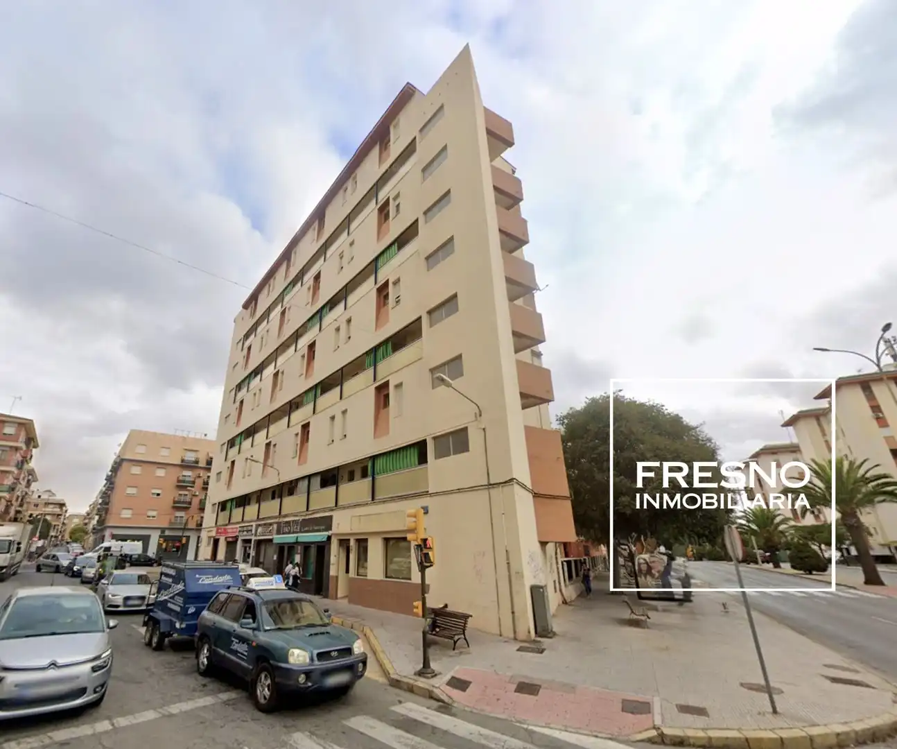 Vista exterior de Dúplex en venta en Huelva