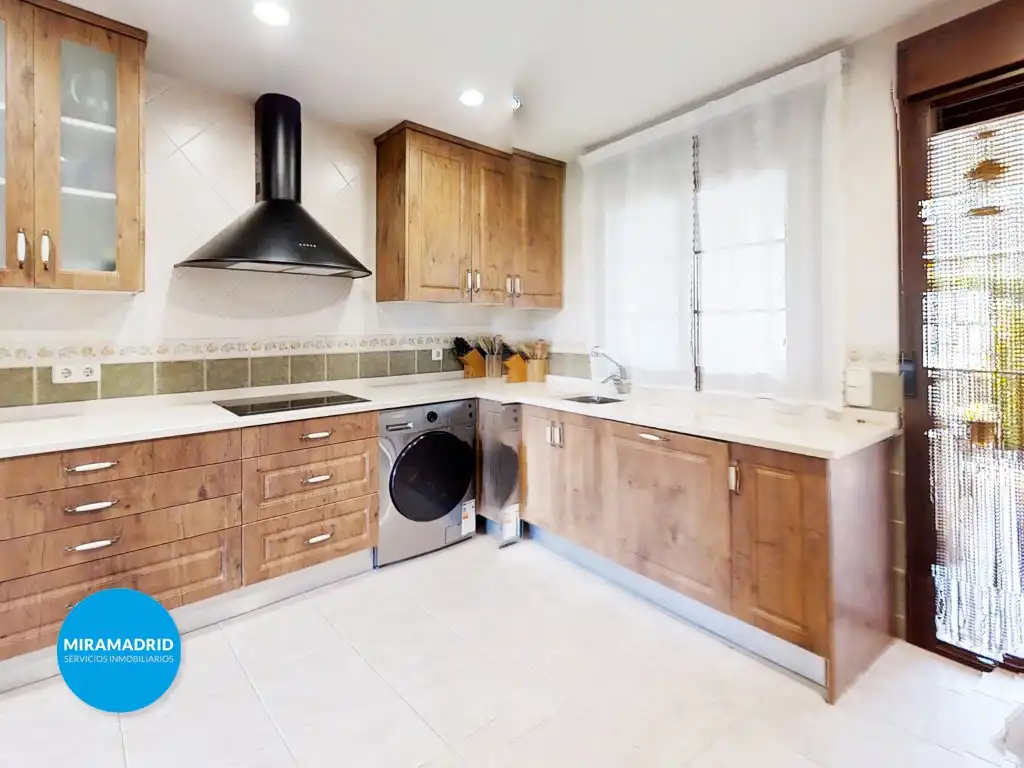 Cocina de Casa o chalet en venta en Torrejón del Rey con Piscina
