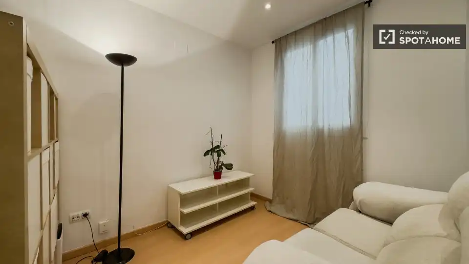 Habitació a Hostafrancs