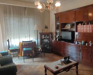 Living room of Flat for sale in Benavente  with Heating, Furnished and Balcony