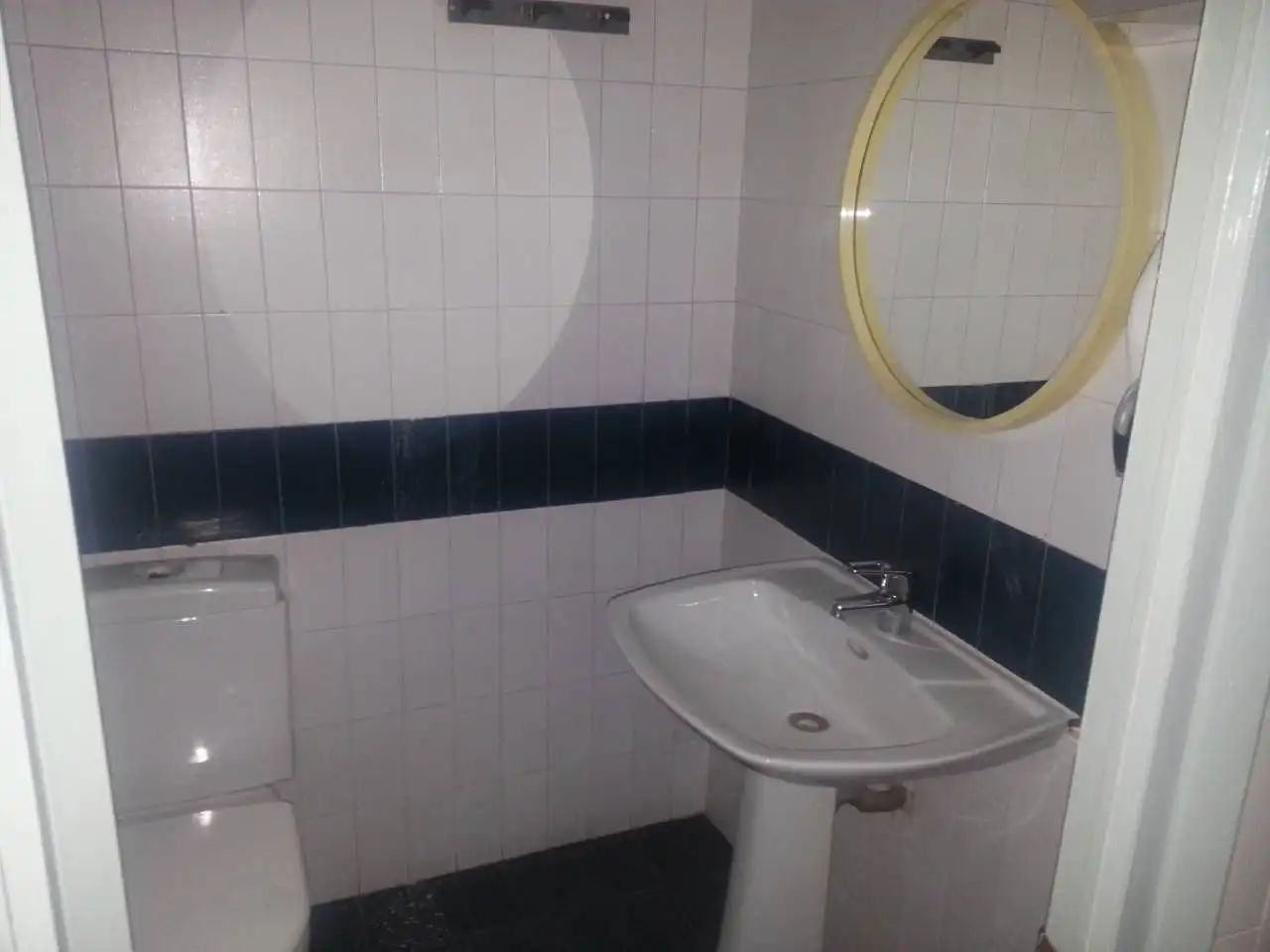 Business premises to rent in Calle Doctor Escayola, imagen 8