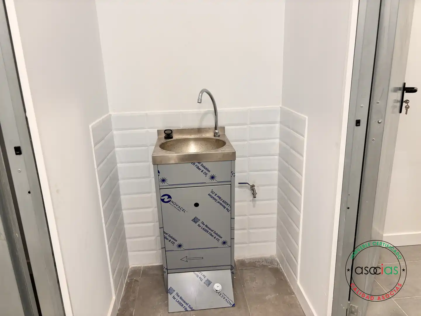 Badezimmer von Geschaftsraum zum Verkauf in Gijón 