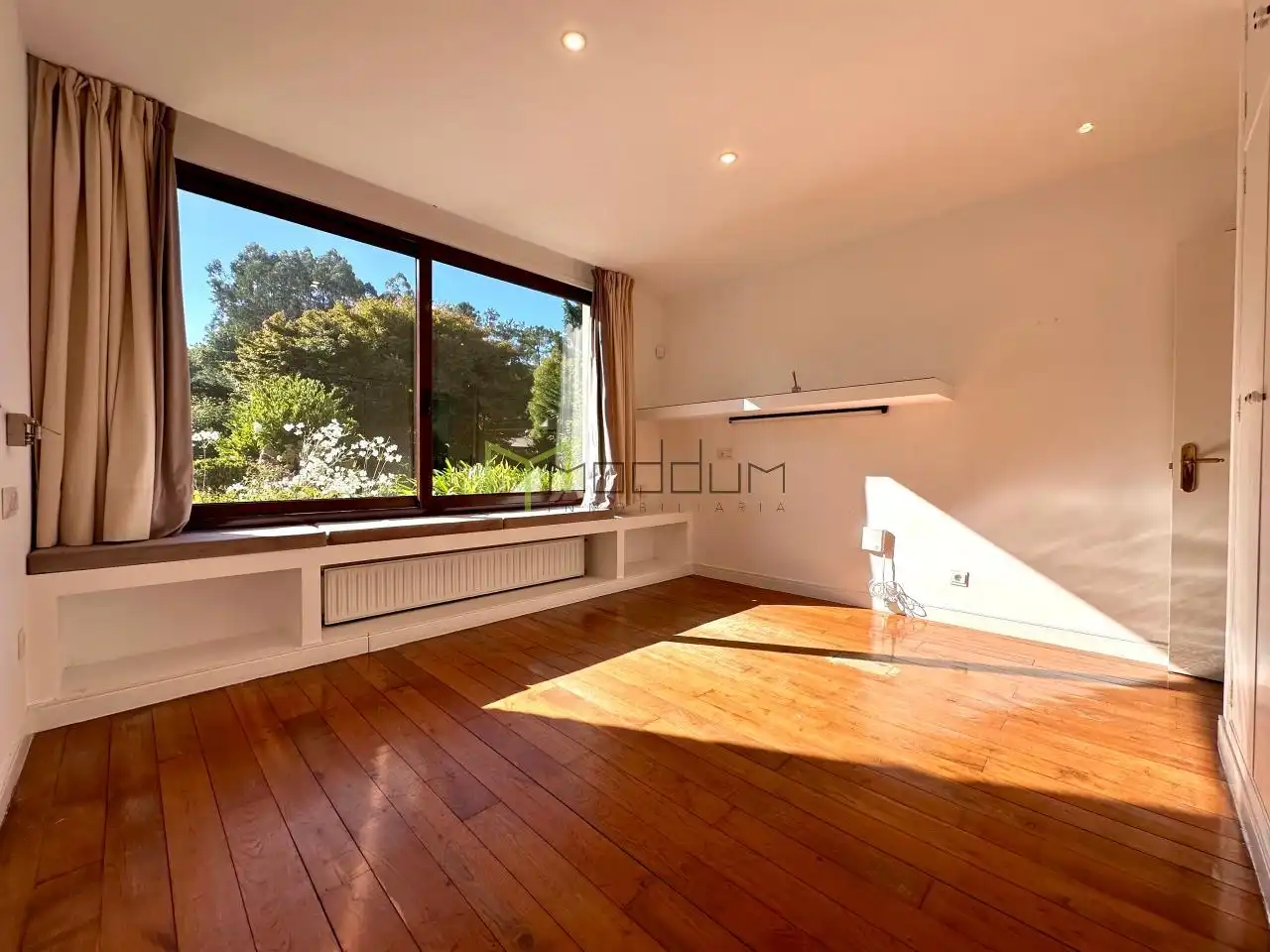 Schlafzimmer von Haus oder Chalet zum Verkauf in Ames mit Heizung, Privatgarten und Terrasse