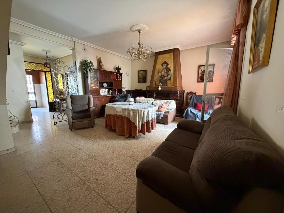Living room of Single-family semi-detached for sale in Bailén