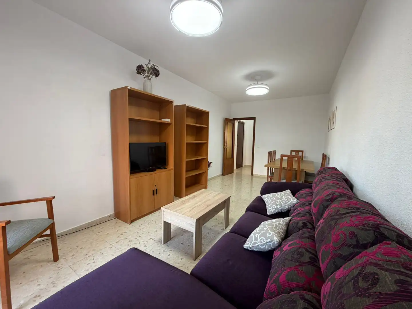 Sala d'estar de Pis de lloguer en Córdoba amb Aire condicionat, Calefacció i Jardí privat